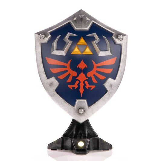 First 4 Figures The Legend of Zelda: Breath of the Wild - Hylian Shield Edicion Deluxe 12 Pulgadas